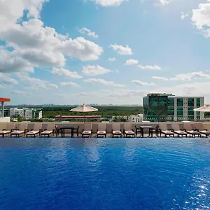 Four Points By Sheraton Centro Hotell